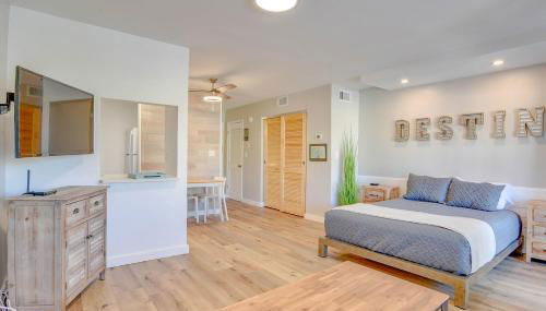 Partial Ocean View Condo at Sandpiper Cove - Foto 3