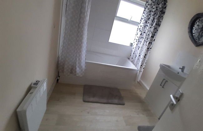 Blackpool - 2-beds - Sleeps 5 - Pet Friendly - Photo 19
