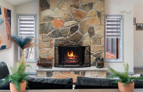 Open Concept & Stylish-HotTub-Sauna-Billiard-Poker-BBQ - Foto 12