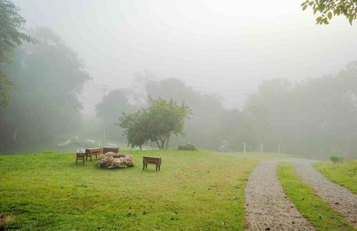 Chalé romântico com banheira aquecida - Foto 23