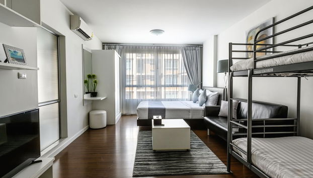 First Choice Suites - Photo 4