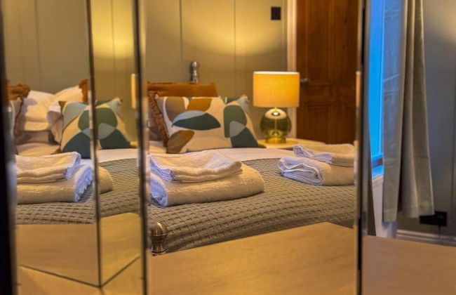 Captivating 3-bed Cottage in Saltaire - Foto 3