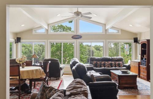 Lake Escape to an Elegant 4 Br Home 3 bath Home - Foto 11