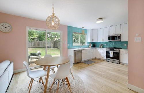 Modern Retreat Near Domain with Game Room and Gym - Foto 18