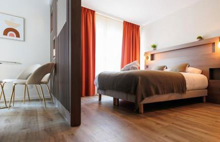 Appart'hôtel Le Corot - Accès Autonome - Saint-Junien Centre - Foto 81