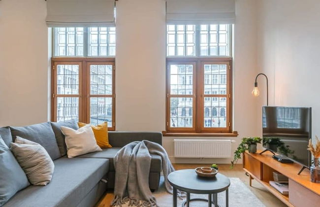 Modern Apartment Located at Historical Main Square - Photo 1