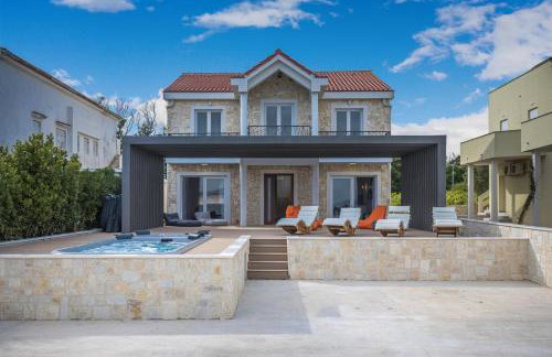 VILLA FUX ZRCE Novalja - direkt am Strand - Photo 11