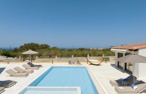MaYa Villa, Heated Pool Estate near Rethymno and all amenities! - Foto 4