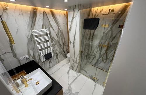 Elegant Apartment Minutes from Paris - Foto 27