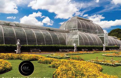 Acton 4BR House I Contractors I Families I Parking - Foto 36