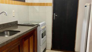Apartamento Pimenta Rosa, 400m do mar, rua principal - Foto 5, stove, pet friendly, minibar