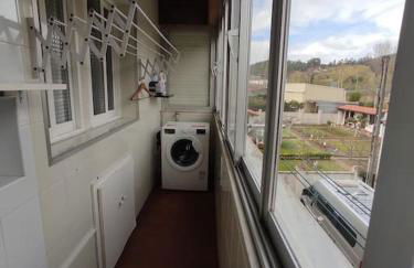 Piso con terraza y zonas verdes - Foto 11