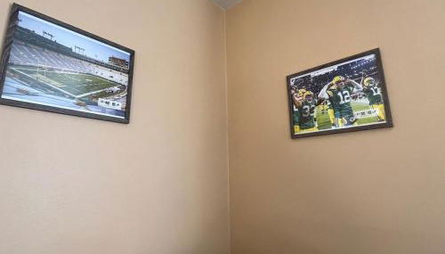 Lambeau Views! Walk to Titletown District & Resch - Foto 2