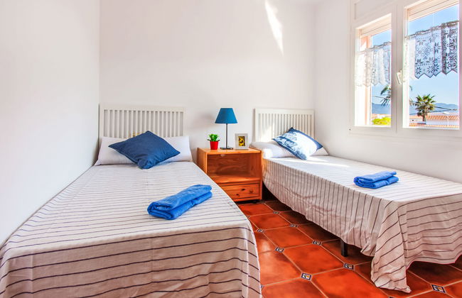 5 bedroom House in Castelló d'Empúries with private pool and garden - Photo 19