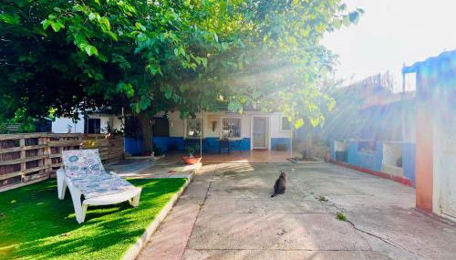 Estudio adosado acogedor con jardín, barbacoa y parking privado - Photo 2, Garden, Garden view