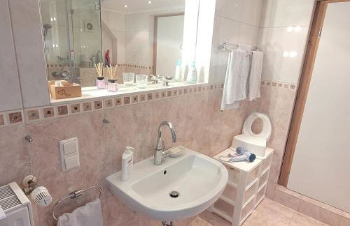 Ferienwohnung Mayener Jung mit schönem Innenhof - Foto 10