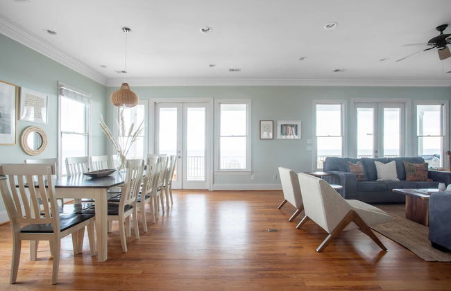 Poseidon By Avantstay On The Beach! Two Ocean Facing Balconies & Hot Tub - Foto 9