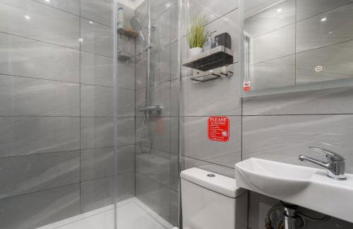 Family Friendly, Cosy 3 bed Home - Pass the Keys - Foto 12