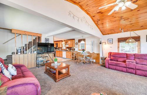 Cottage on Lamoka Lake with Deck, Grill and 3 Kayaks - Foto 3