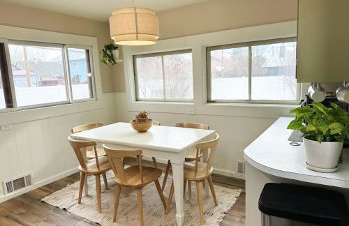 Sunny Downtown Gunnison Escape - Foto 44