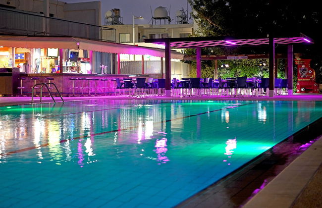 Green Bungalows Hotel Apartments - Foto 44