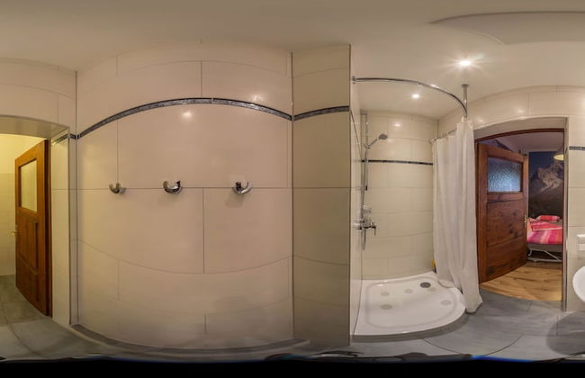 Carli's Base Camp - Photo 66