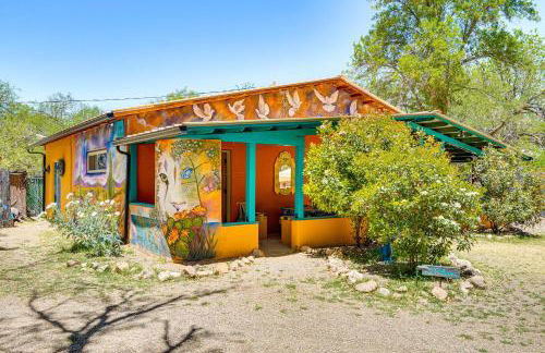 Vibrant Casa Paloma with Patio - Near Vineyards! - Foto 1