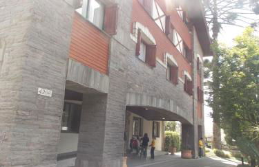 Apart-hotel em Gramado, padrão 4 estrelas, no centro - Foto 35