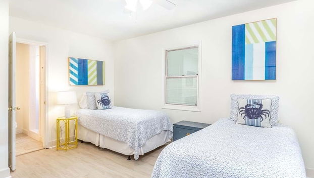 High Tide by Tybee Vacation Rentals - Foto 4, Habitación