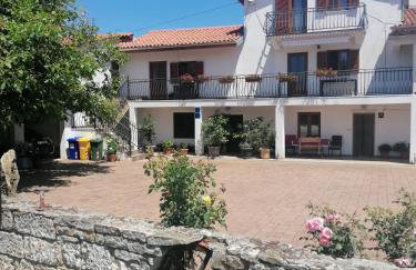 Apartments Vellico - Photo 1