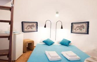 Lioyerma Windmill Villa With Outdoor Hot Tub - Photo 20