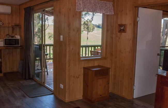 Balingup Heights Hilltop Forest Cottages - Photo 25