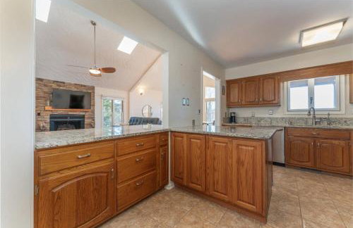 Private Dock Lake Views & Outdoor Fun - Foto 17