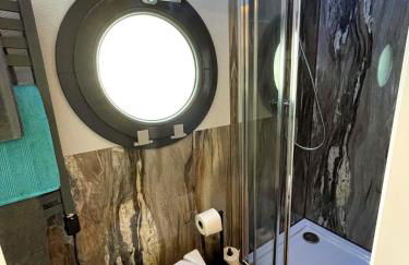 Yarmouth Waterlodge Floating Apartment 1 - Foto 24