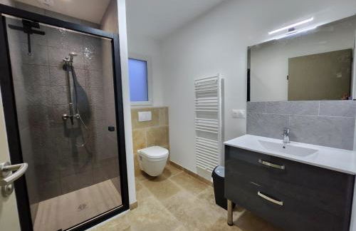 En Ardèche Villa de vacances l'Olympe climatisée avec sa piscine privée et chauffée - Foto 47