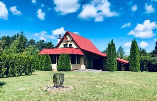 Piękny domek z dużym ogrodem - Foto 1