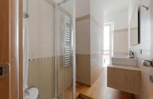 GuestHost - Domodossola M5 Modern Apartment - Foto 4