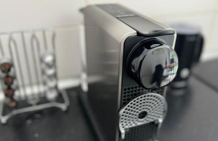 Sonnige Wohnung im Zentrum mit Terrasse u Tiefgarage - Netflix & Prime - Foto 8