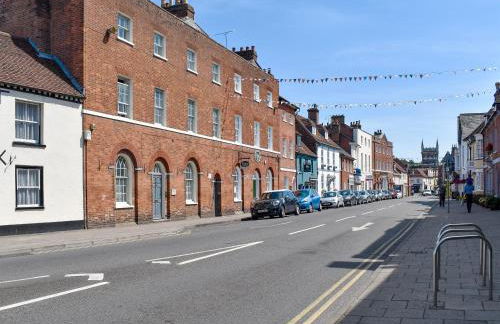 The Townhouse - Photo 25