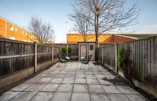 Cosy 4-Bed House l Garden l Free Parking l WiFi l Specious l Hosted by The Cosy Corner Nationwide - Foto 60