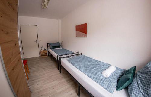 Yello Homes - großes Apartment - Am Waldrand, 15 min bis Nürnberg Messe, für 8 Personen, 2 WC's - Foto 25