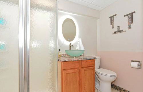 *NEW* Beautiful 3 floor Townhome with Sauna - Foto 7