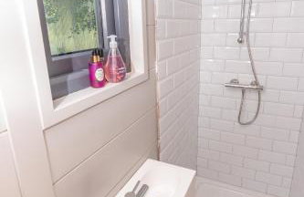 Sunset Cabins at The Oaks Woodland Retreat - Foto 30