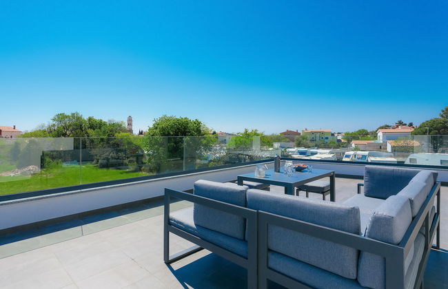 Ella Premantura - Foto 29