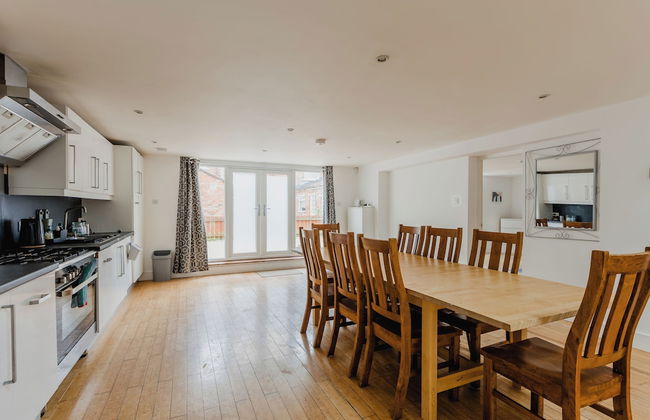 Platform Avenues 5 Bed House - Foto 14