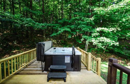 Wine Moose w Hot tub Fireplace Sauna 9min to Mt Snow - Foto 11