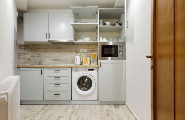 Aki Gray Apartment Serene Oasis - Photo 36