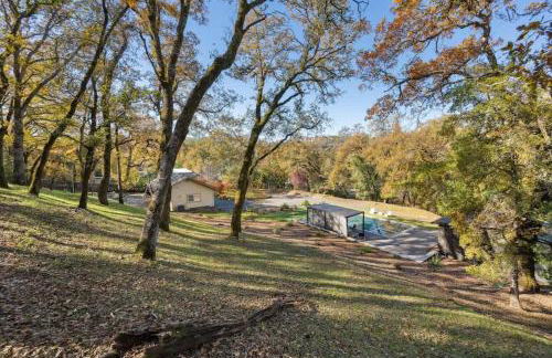 Ravenwood Wine County Retreat with Pool & Hot Tub - Foto 23