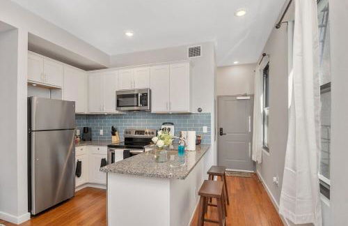 Sleep like a King - OTR- Free Light Rail ! - Foto 21