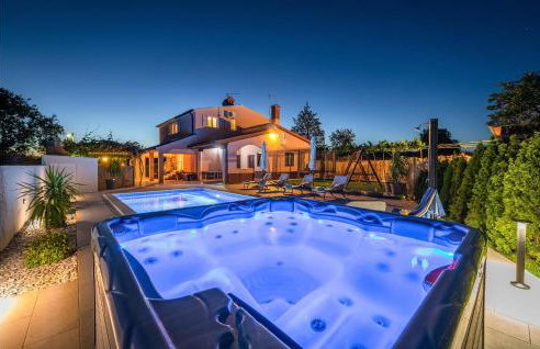 Amazing Home In Marcana - Foto 9